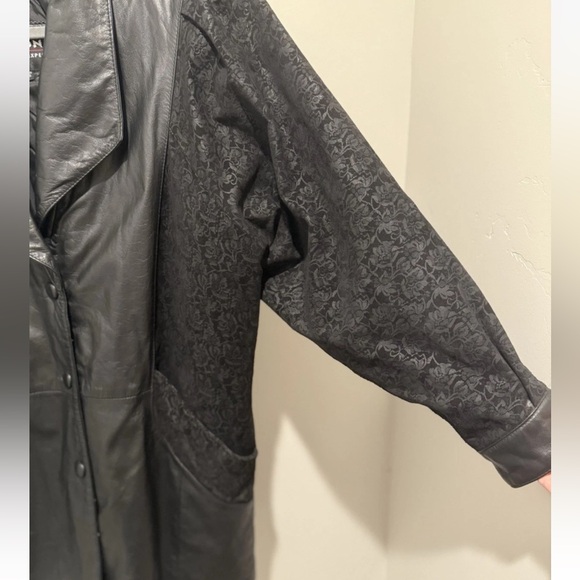 Vintage 80s Wilsons Black Leather Jacket Womens Medium Paisley Suede Sleeve Coat - Picture 5 of 9